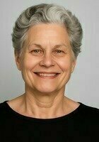 Monique - Tutor Image